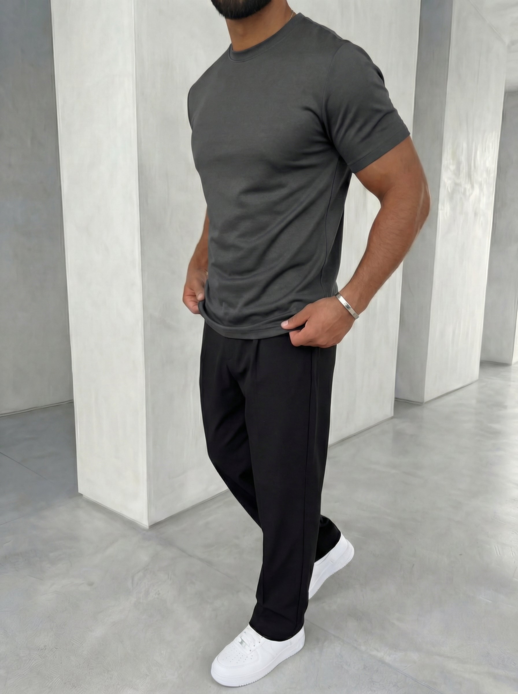 The Essential Tee Stone Grey