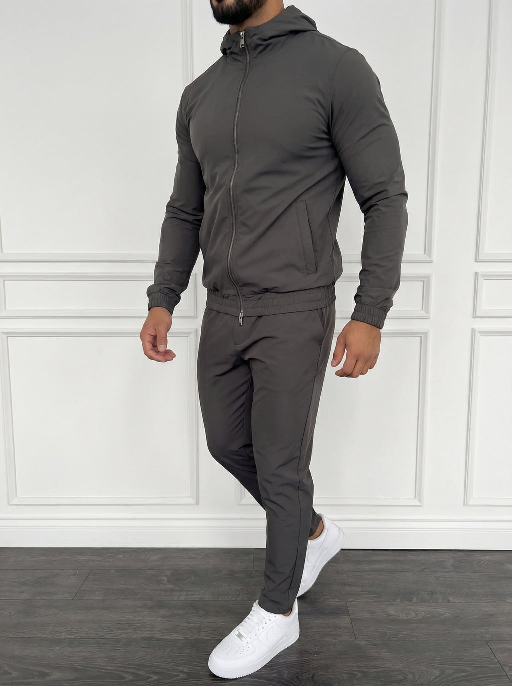 The Hooded Motion Set Stone Grey