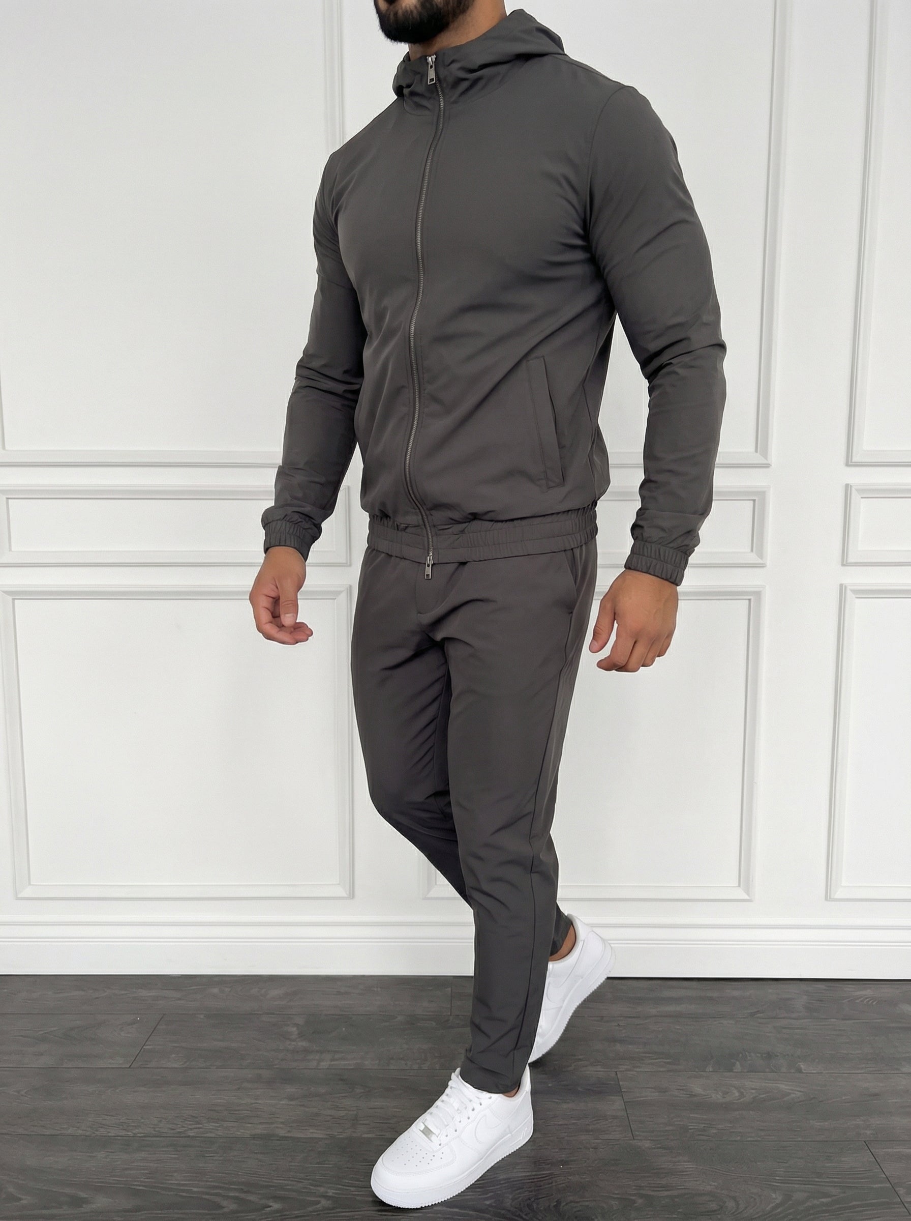 The Hooded Motion Set Stone Grey