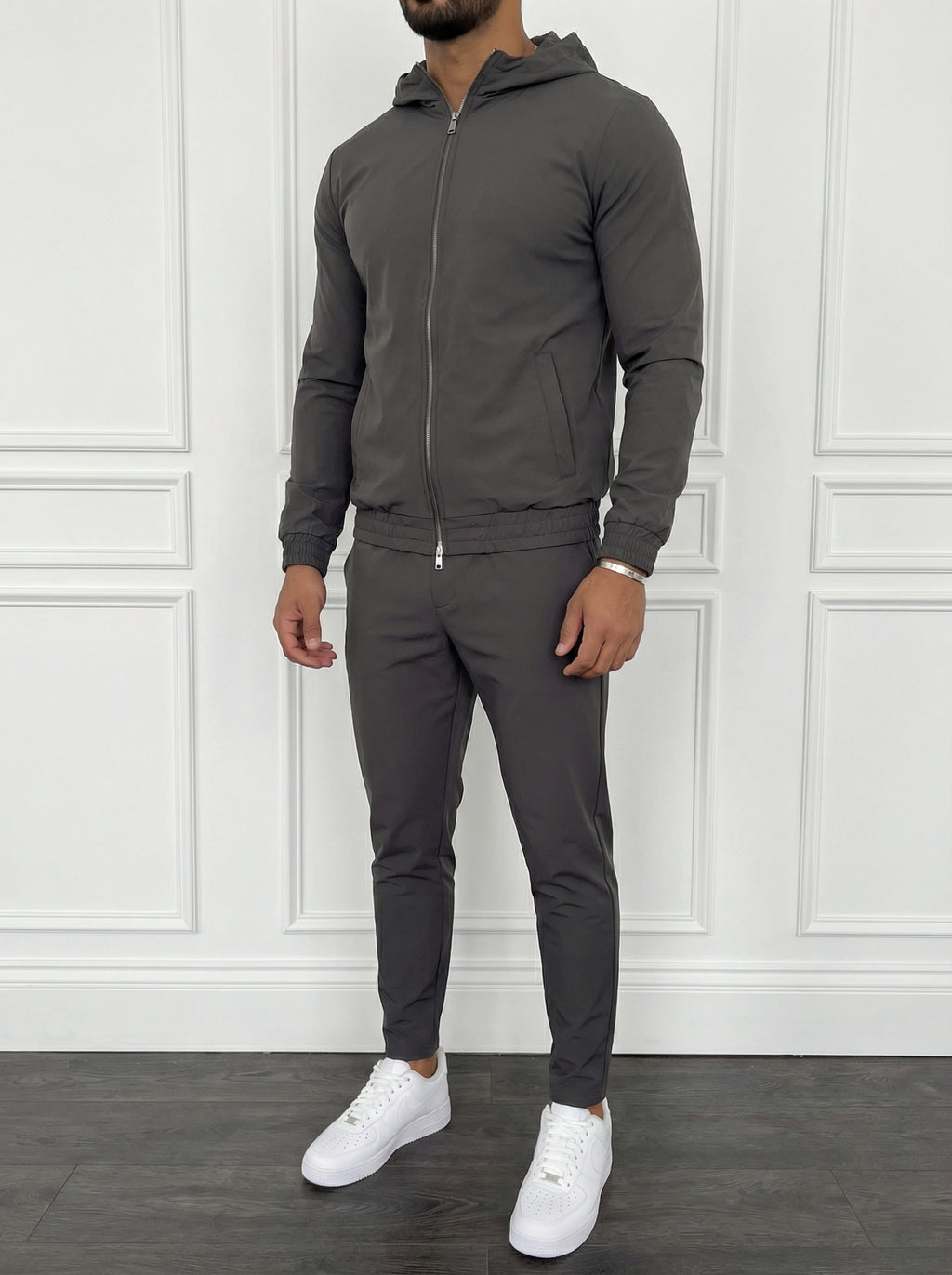 The Hooded Motion Set Stone Grey