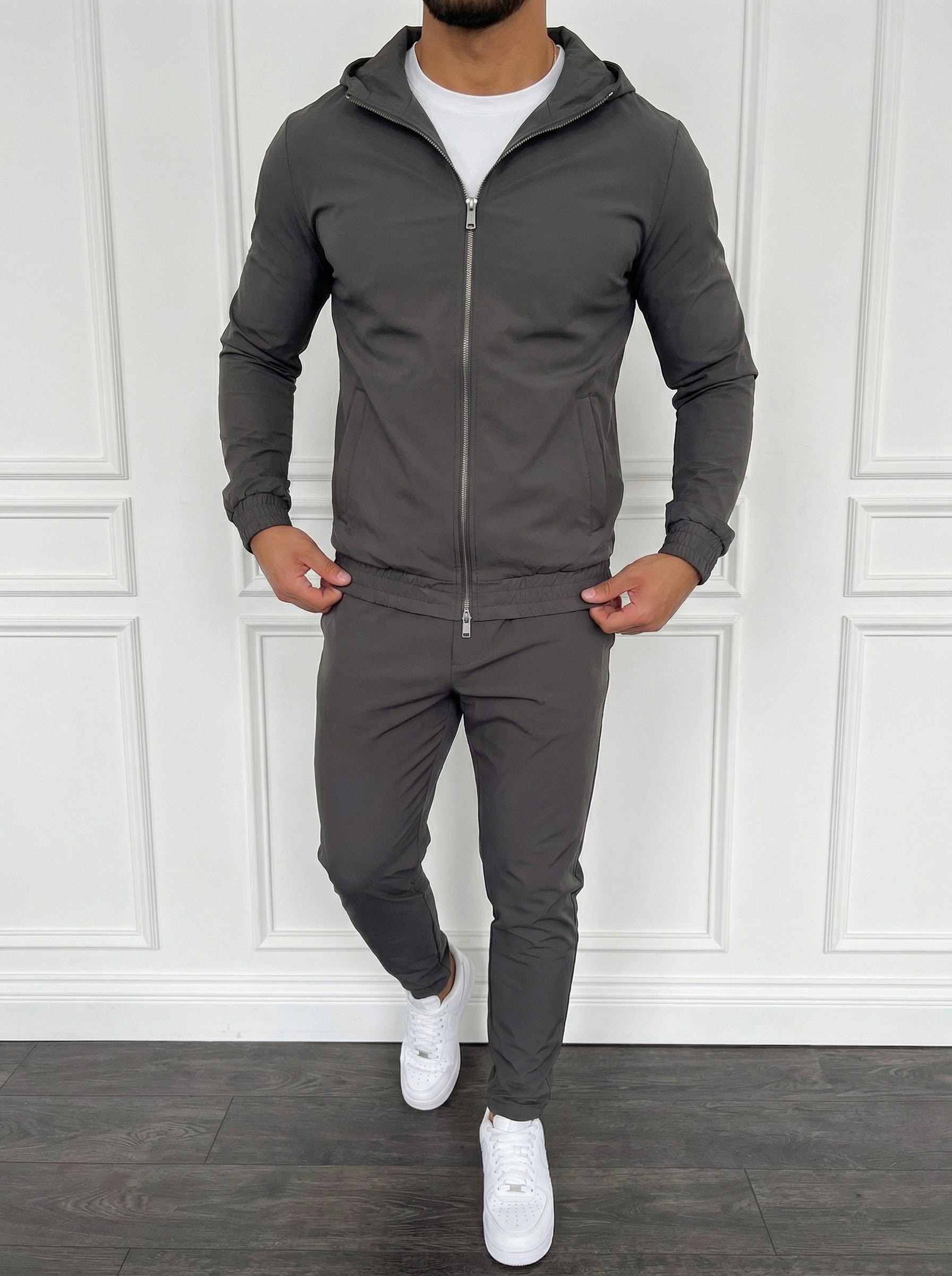 The Hooded Motion Set Stone Grey