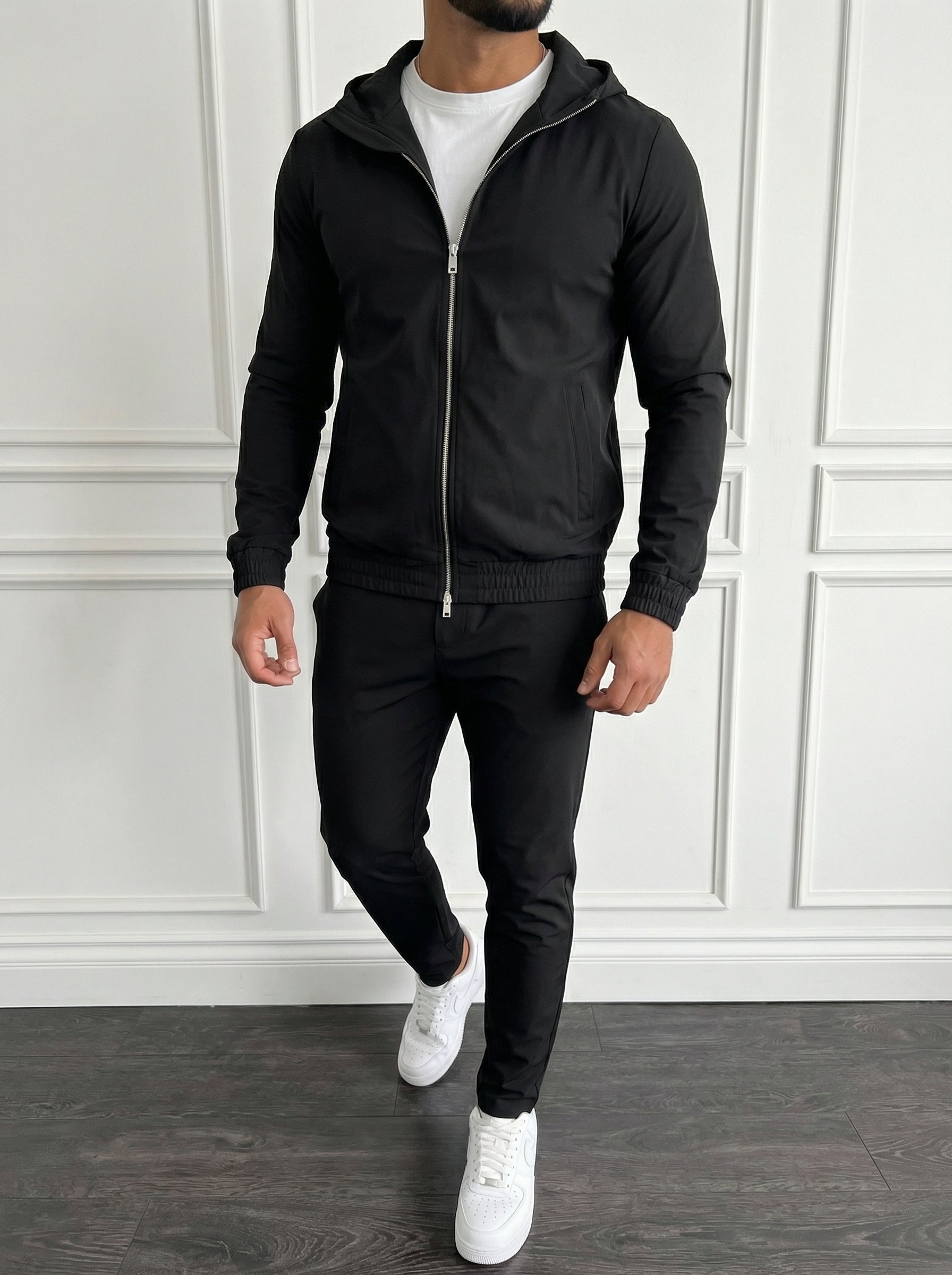 The Hooded Motion Set Jet Black