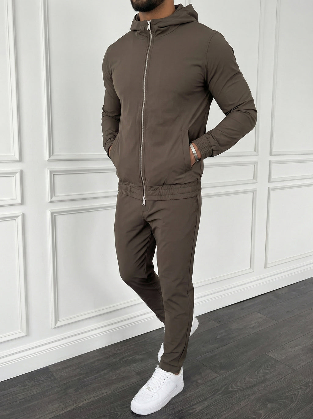 The Hooded Motion Set Mocha Brown