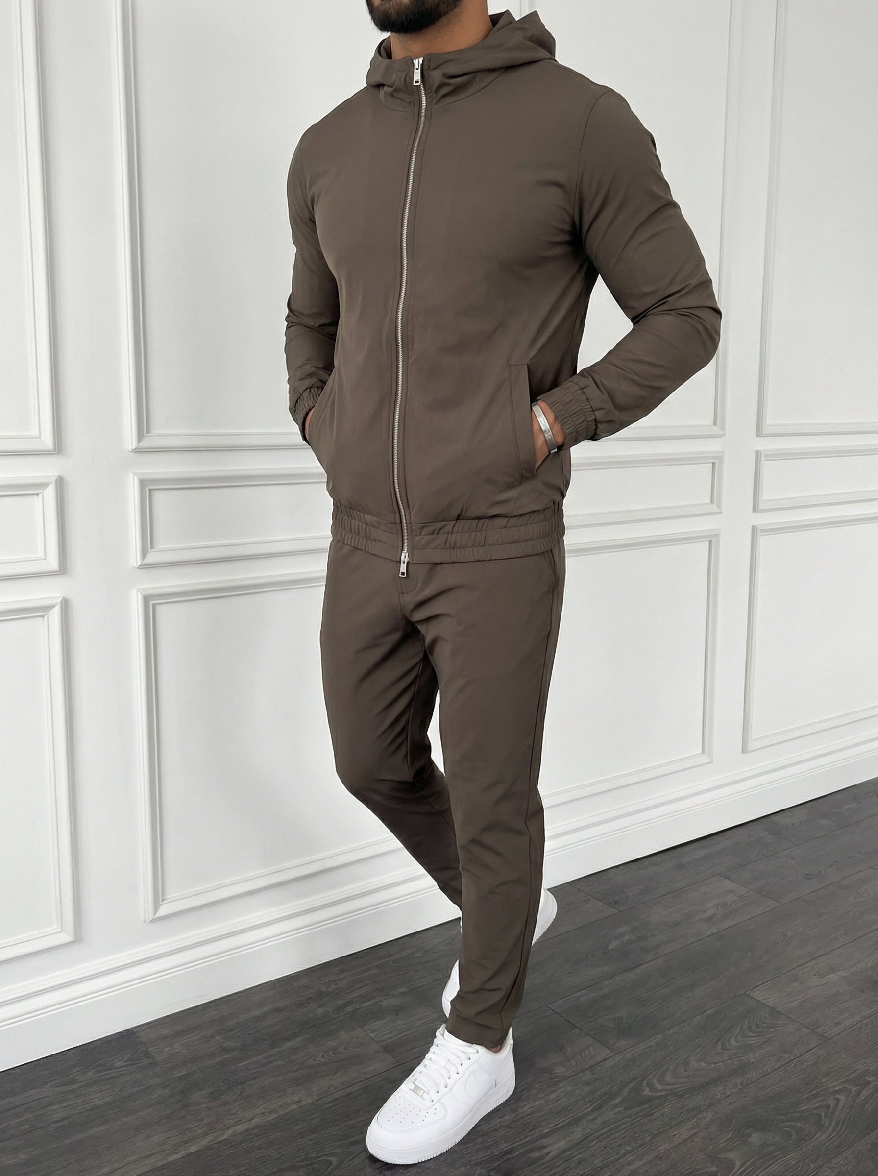 The Hooded Motion Set Mocha Brown