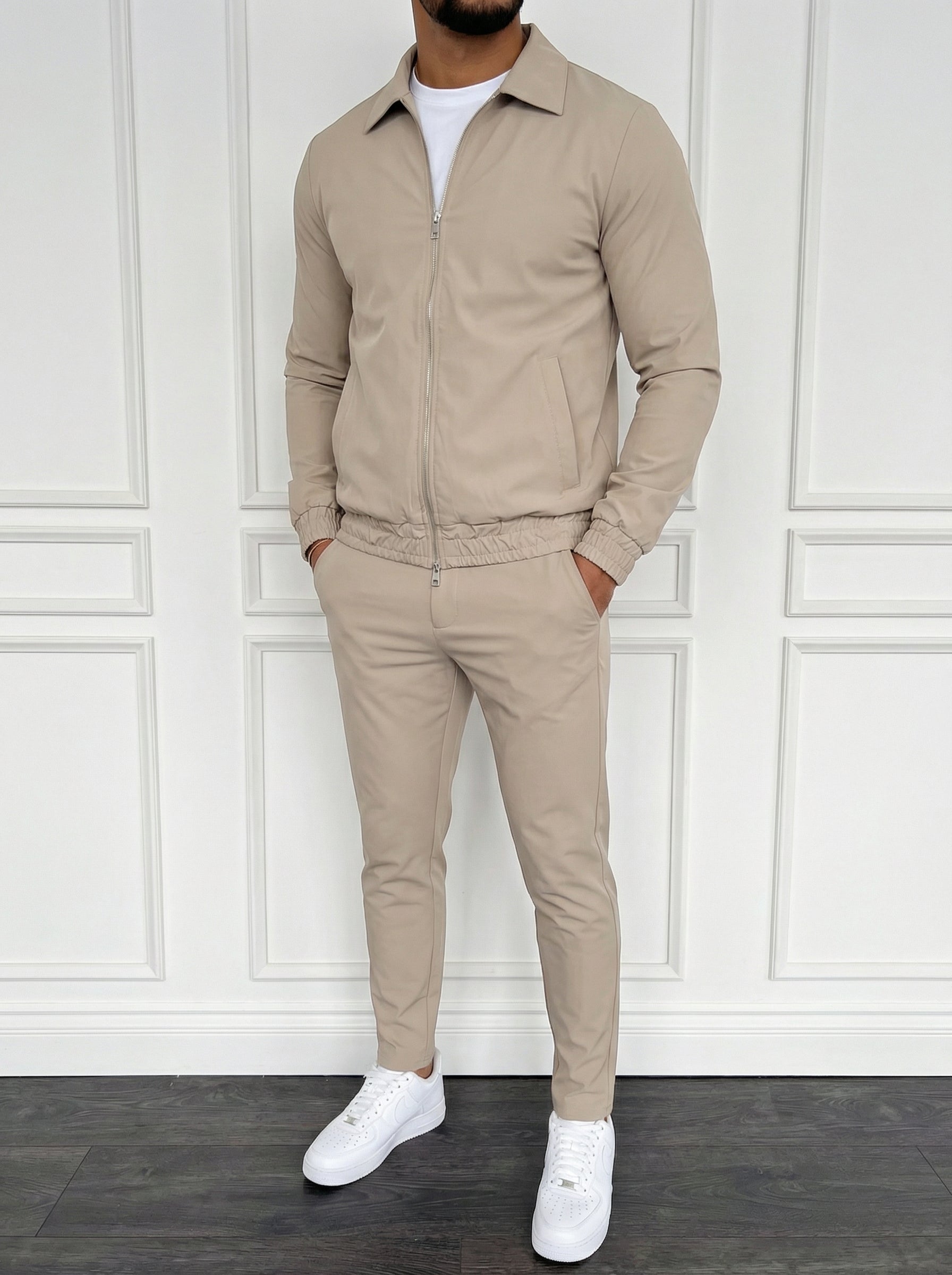 The Motion Set Sand Beige