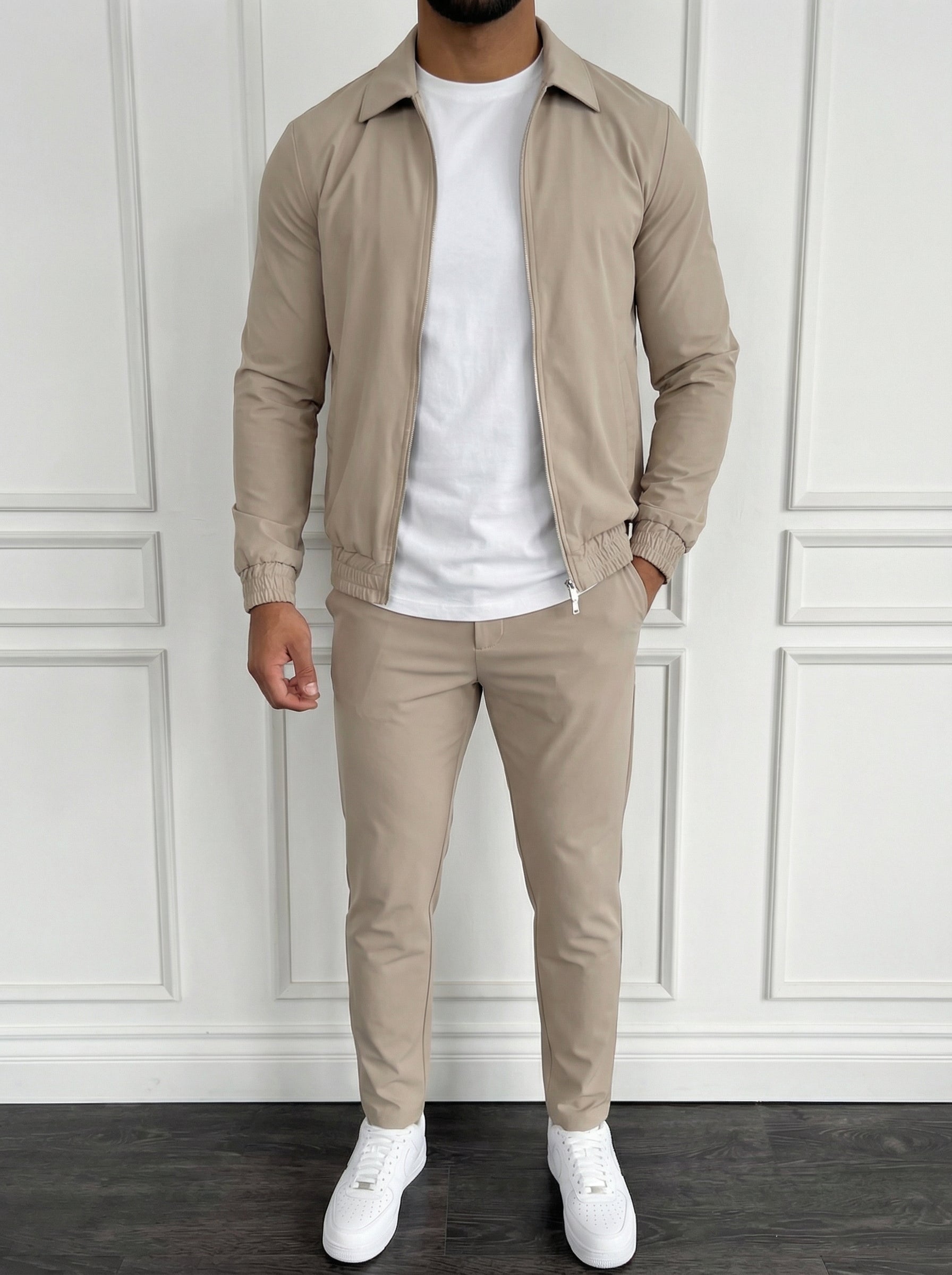 The Motion Set Sand Beige