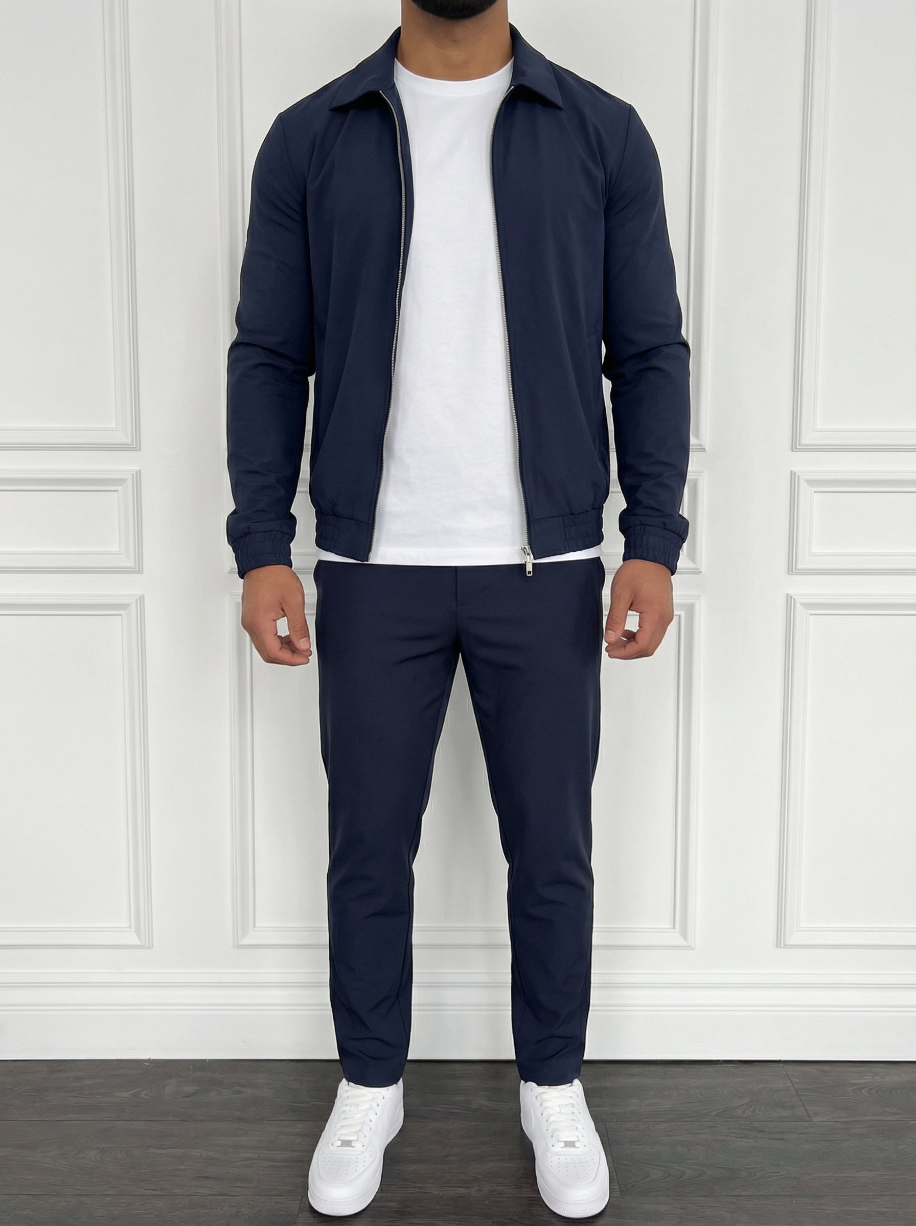 The Motion Set Midnight Blue