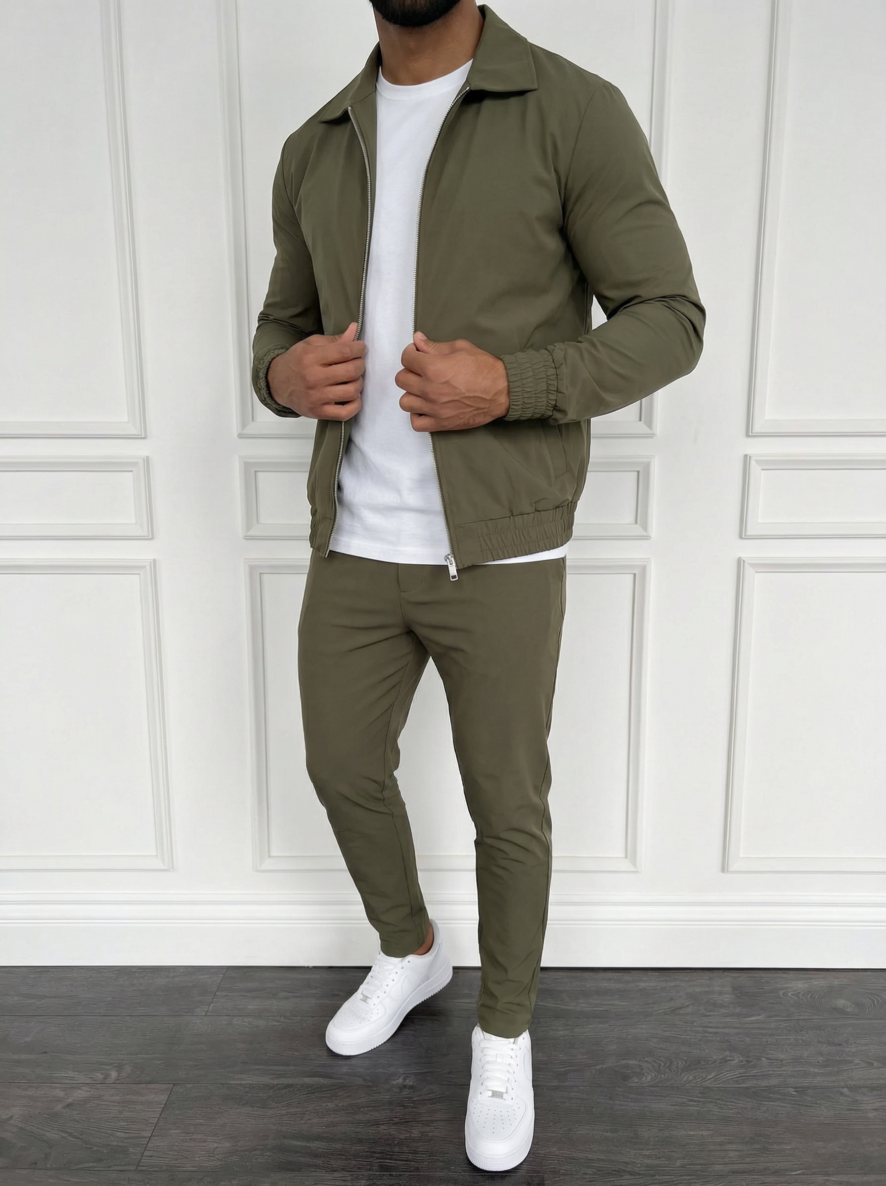 The Motion Set Forest Green