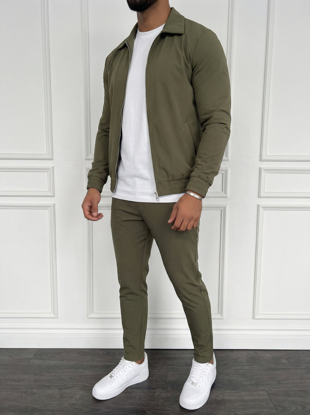 The Motion Set Forest Green