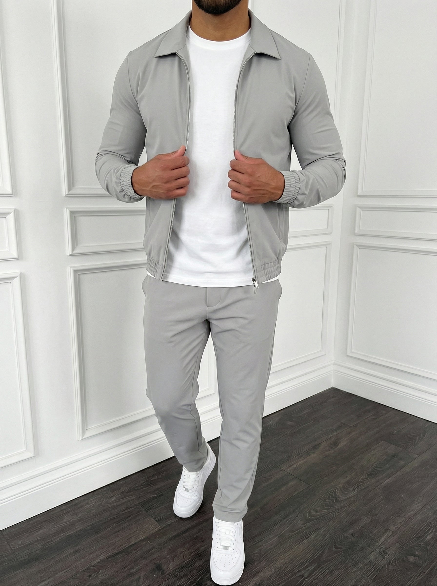 The Motion Set Pearl Grey