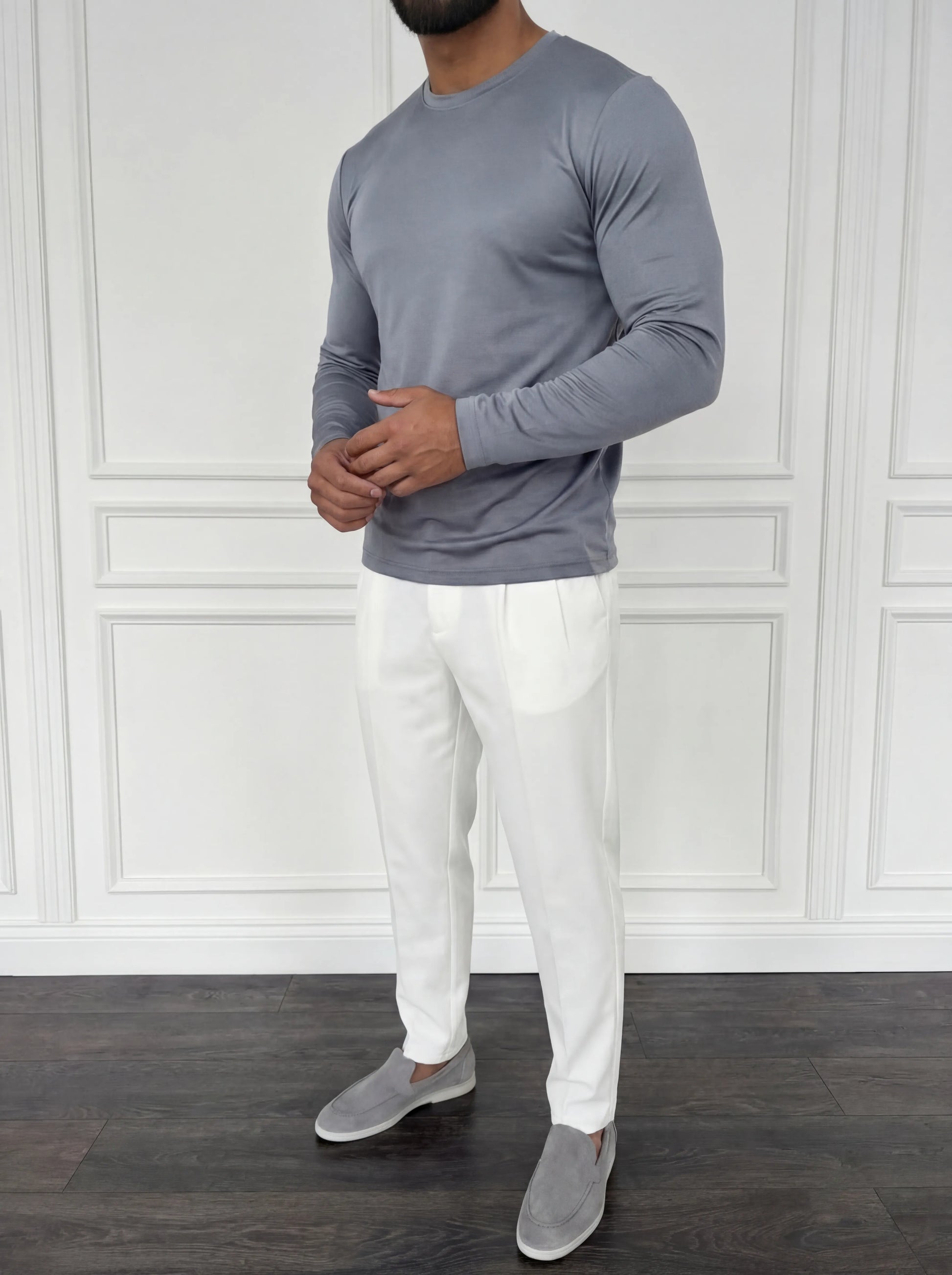 The Essential Sleeve Steel Grey