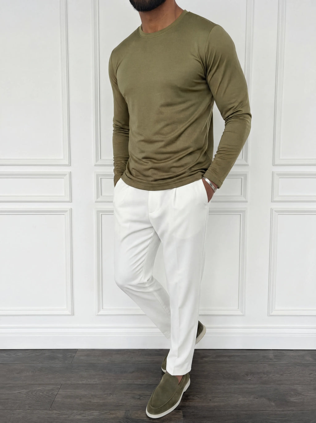 The Essential Sleeve Olive Green