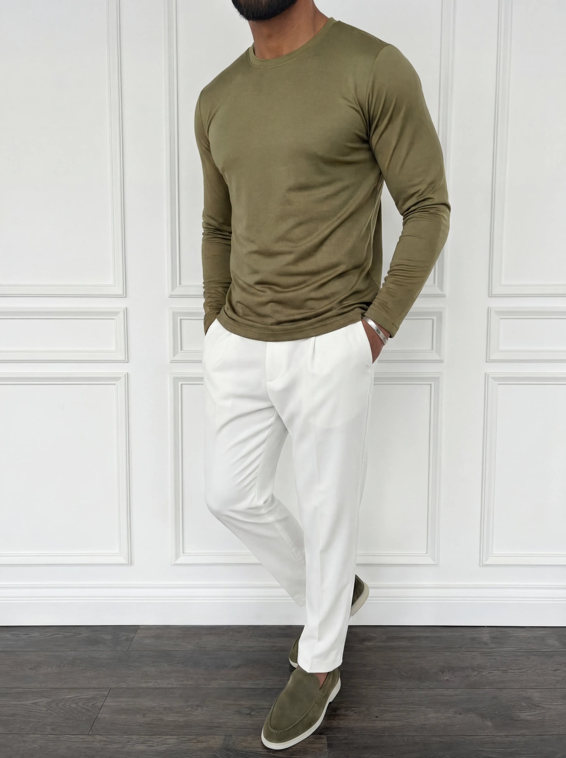 The Essential Sleeve Olive Green