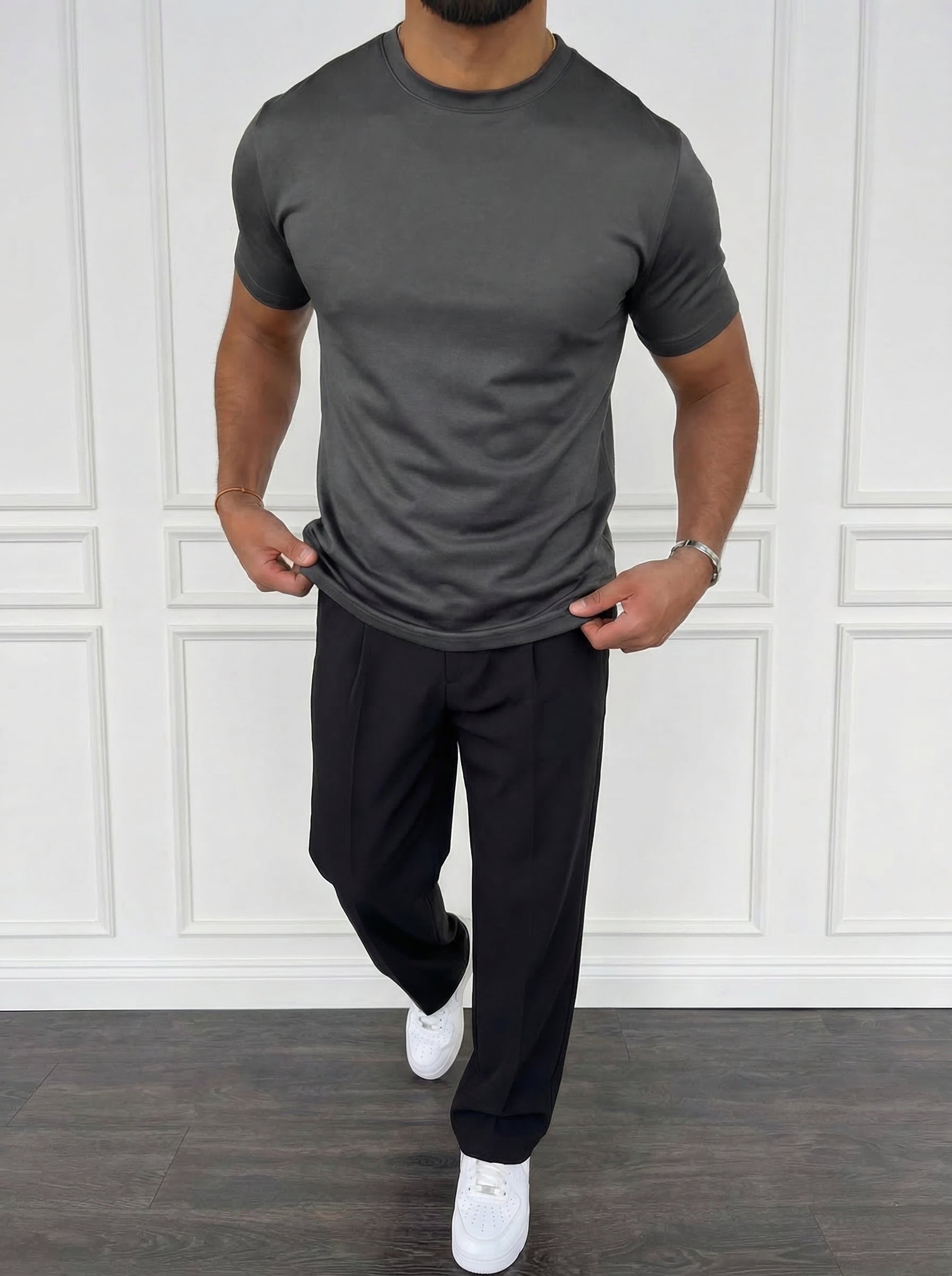 The Essential Tee Stone Grey