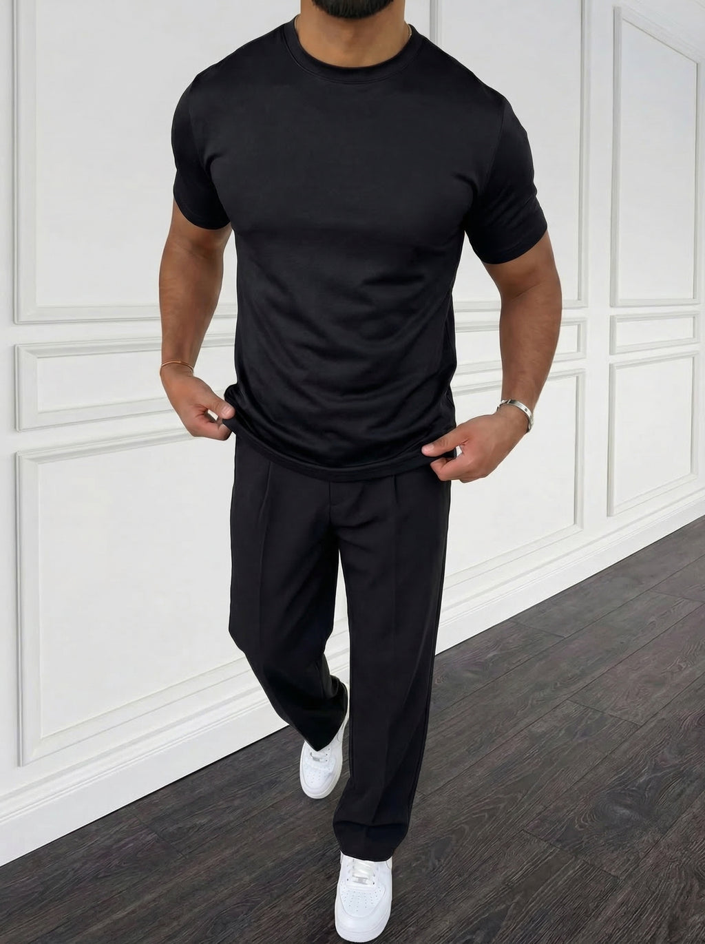 The Essential Tee Jet Black