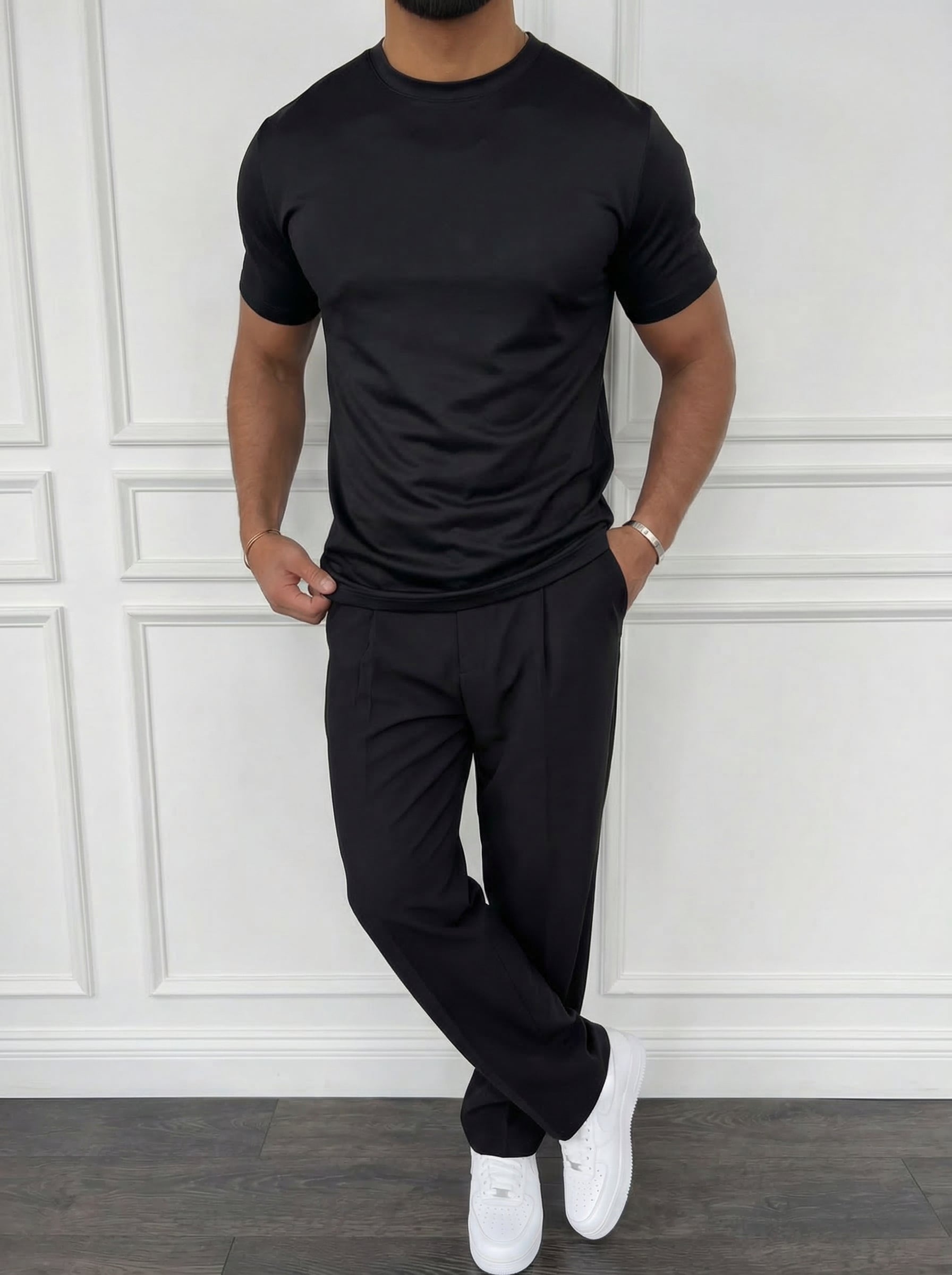 The Essential Tee Jet Black